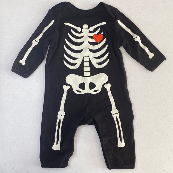 Old Navy Skeleton bodysuit Halloween X-ray parents - Picture 1 of 9